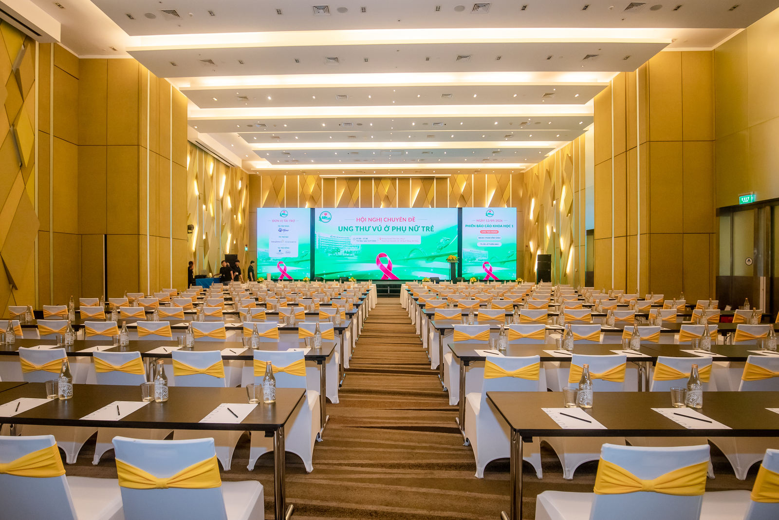 TMC EVENT cung cấp âm thanh, ánh sáng & màn hình LED hội nghị cho hơn 200 đại biểu của Bệnh viện Ung bướu Đà Nẵng tại Novotel Danang Premier Han River.